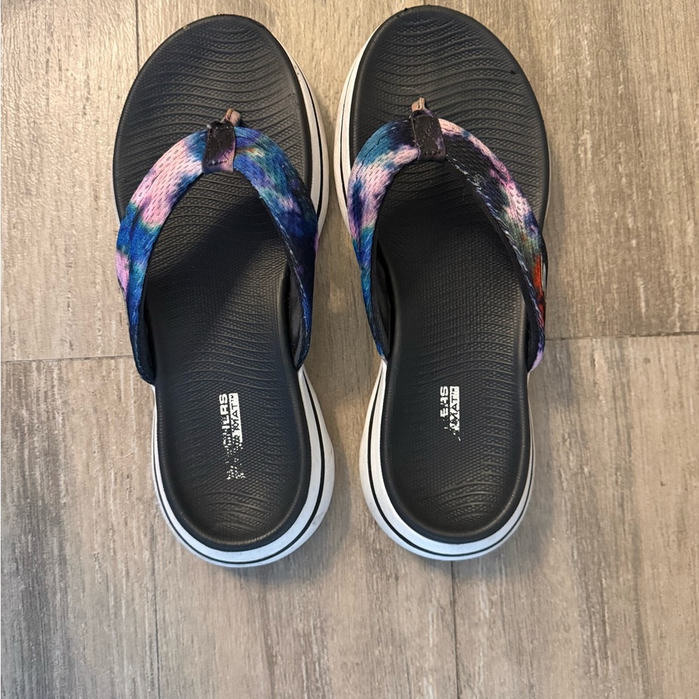 Skechers Vibrant Tie-Dye Sandals